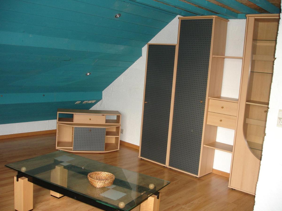 L'Appartement & Dortoir Chez Jean-Luc Baelen Buitenkant foto